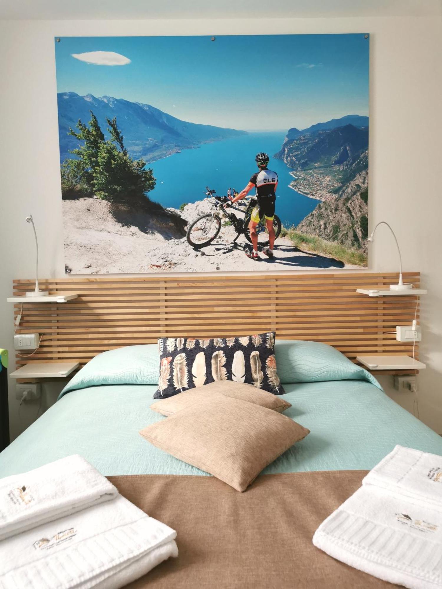 Antica Casa Alboletta Apartment Riva del Garda Luaran gambar