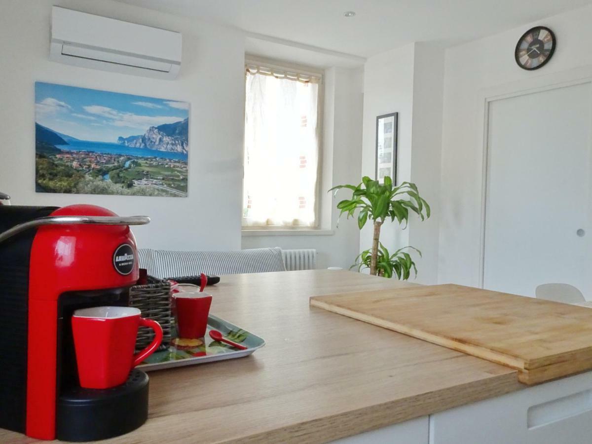 Antica Casa Alboletta Apartment Riva del Garda Luaran gambar