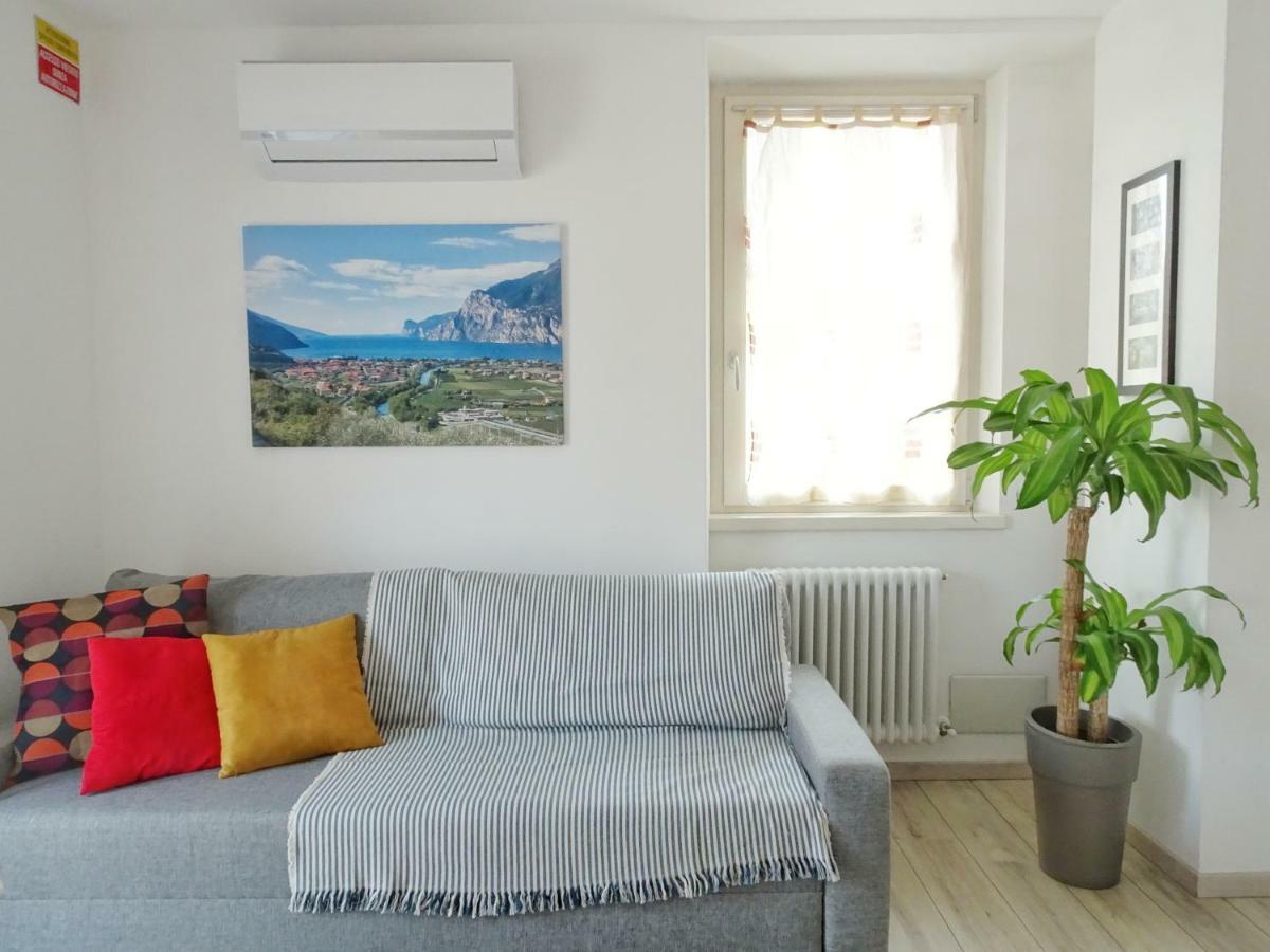 Antica Casa Alboletta Apartment Riva del Garda Luaran gambar